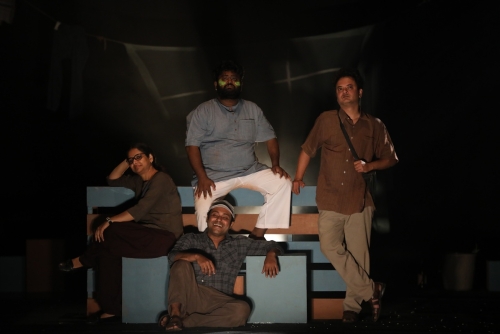 Je Janlagulor Akash Chilo